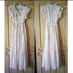 Doen Carnation Dress in White Poppy, Excellent condition, Size small